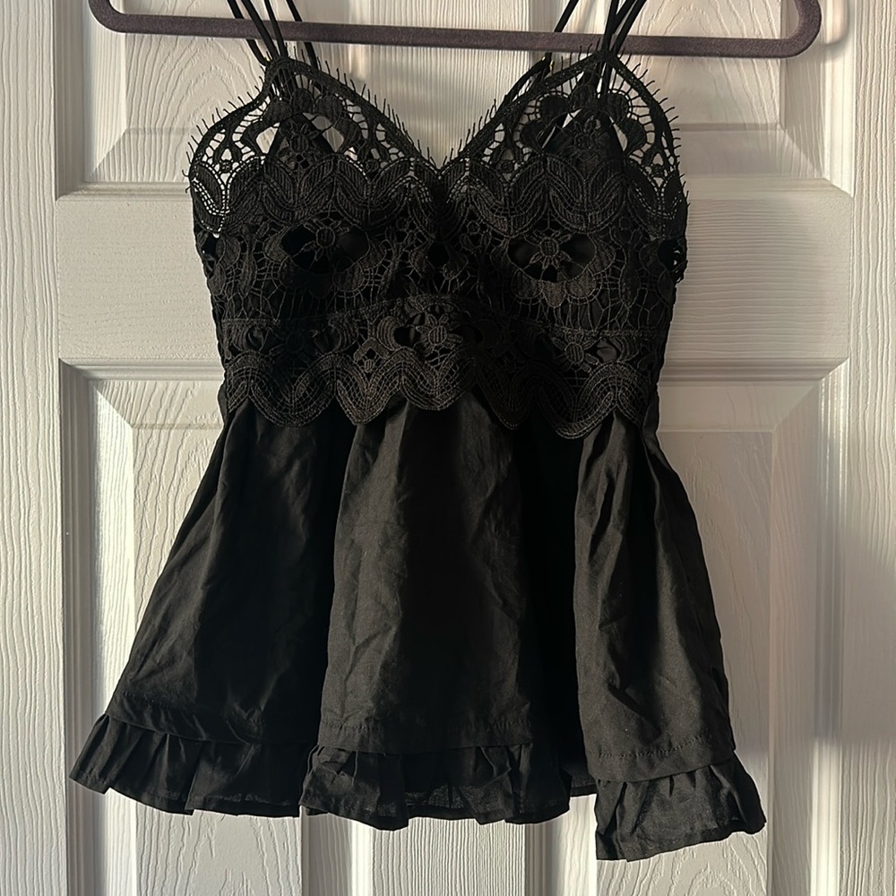 Black lace tank